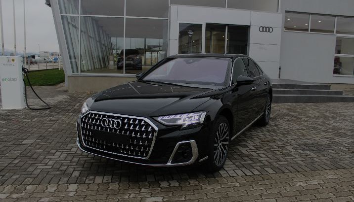 Audi A8 50 TDI quattro Tiptronic